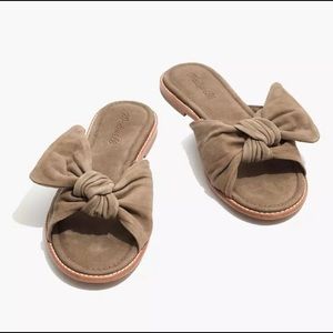 Madewell Naida Half-Bow Suede Slide Sandal Otter